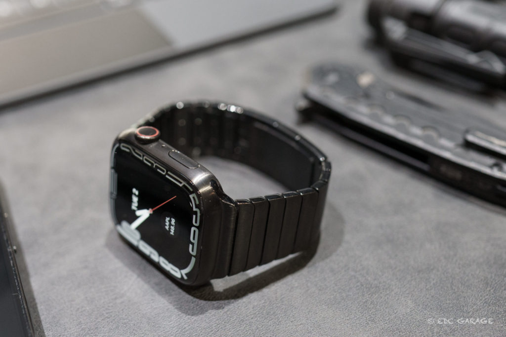 Apple Watch Series 7 45mm スペースブラックチタニウム - その他